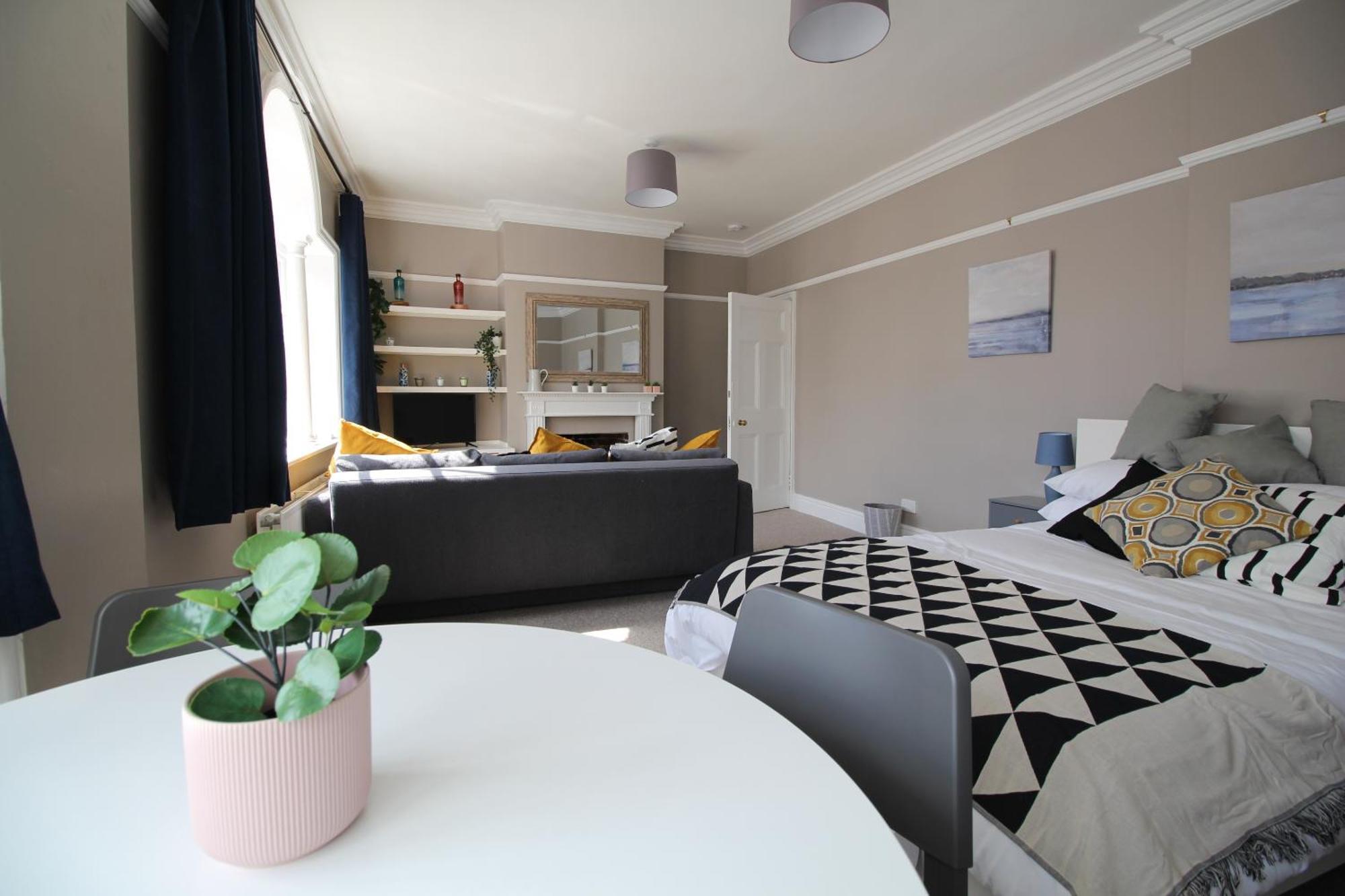 Pier View Studio Apartment Cowes  Luaran gambar